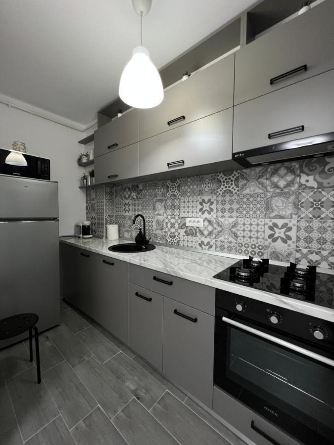 New Residence Apartament Popesti-Leordeni Екстериор снимка